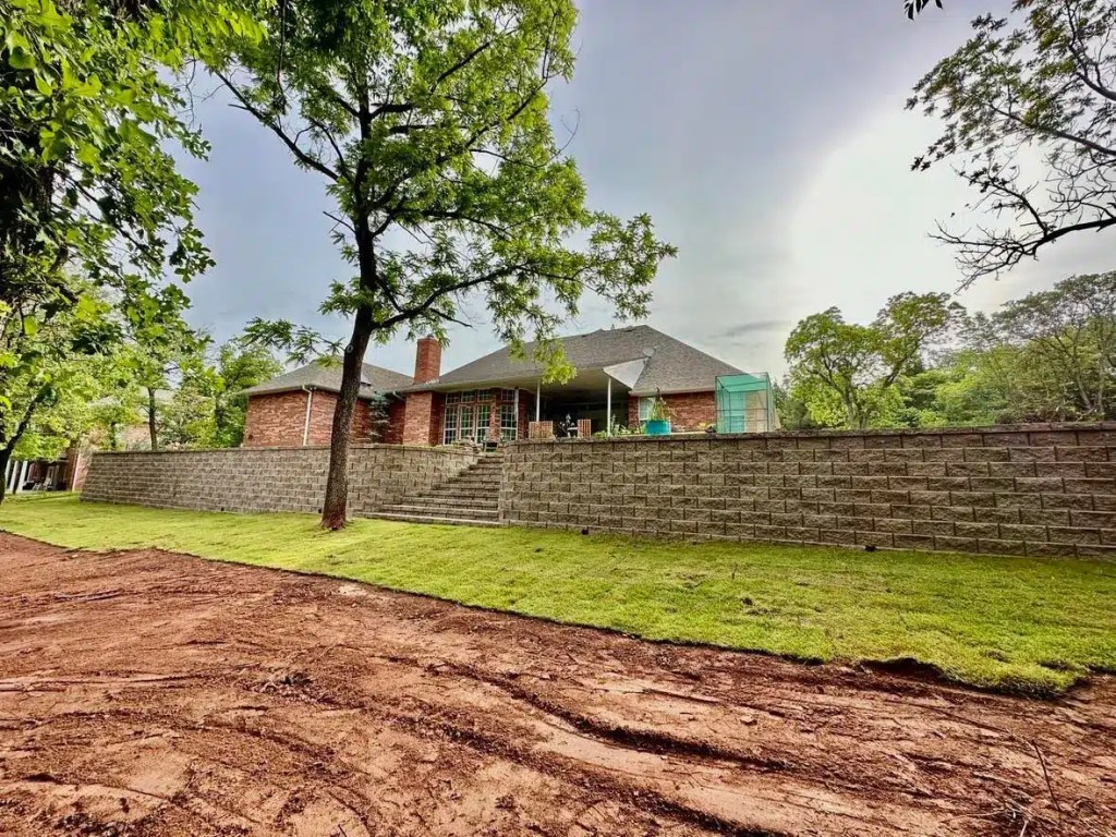 okc retaining wall builder